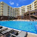 голдън лайн Апартхотел 4*