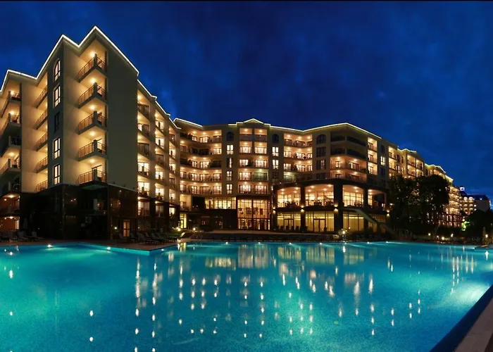 Aparthotel Golden Line 4*