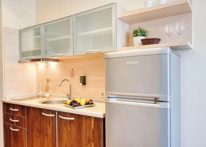 Aparthotel Golden Line 4*