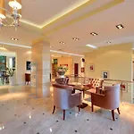 Aparthotel Golden Line Golden Sands