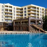 Golden Line Aparthotel