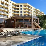 Golden Line Aparthotel