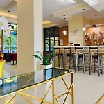 Apart-hotel Golden Line