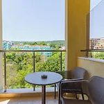 Apart-hotel Golden Line Golden Sands