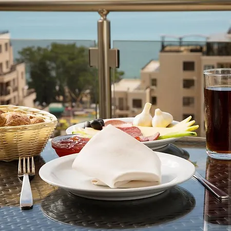 Hotel de apartamente Golden Line 4*