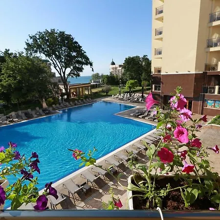 Hotel de apartamente Golden Line