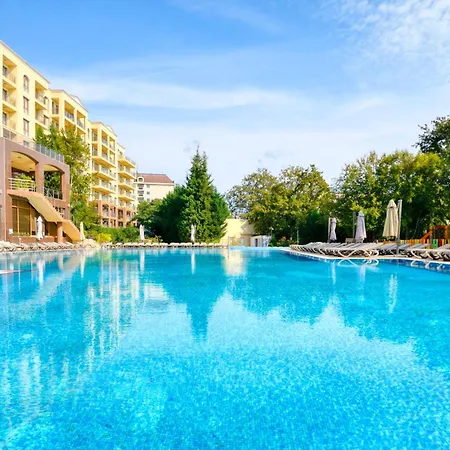 Golden Line Apartmanhotel