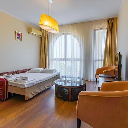 Hotel de apartamente Golden Line