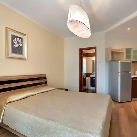 Golden Line Apartmanhotel Aranyhomok