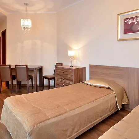 Aparthotel Golden Line