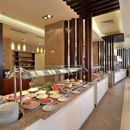 Golden Line Apartmanhotel Aranyhomok