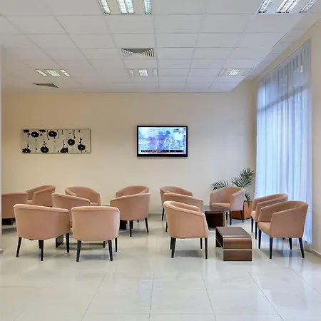 Golden Line Aparthotel 4*
