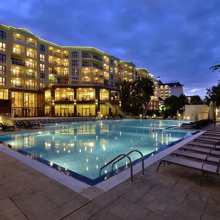 Golden Line Aparthotel 4*