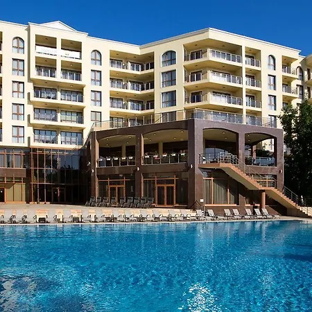 Golden Line Aparthotel
