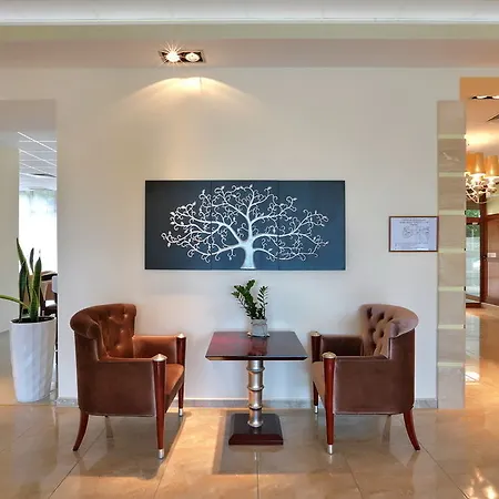 Hotel de apartamente Golden Line 4*