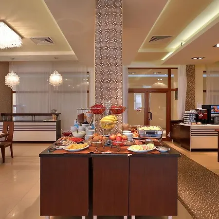 Hotel de apartamente Golden Line 4*