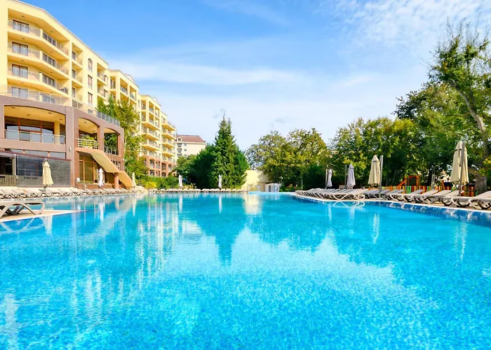 Golden Line Aparthotel