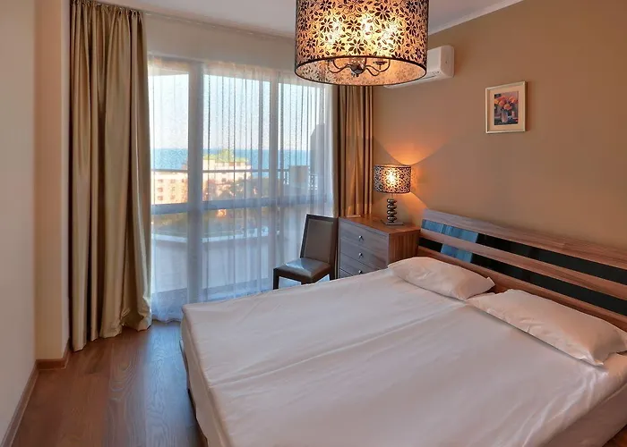 Hotel de apartamente Golden Line