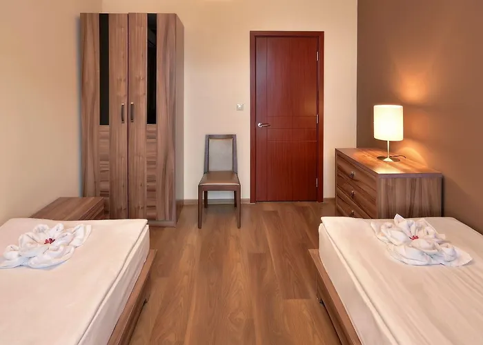 Golden Line Aparthotel