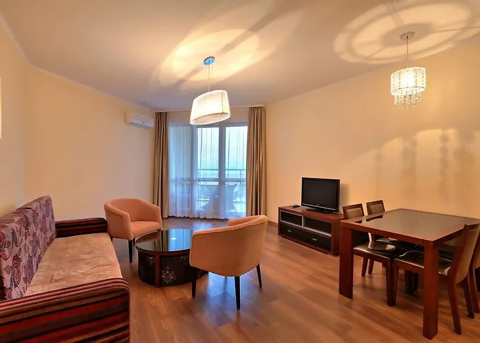 Hotel de apartamente Golden Line 4*