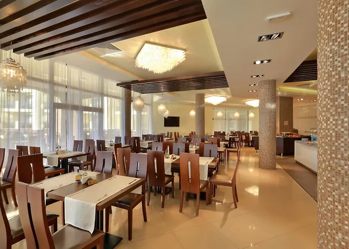 Golden Line Aparthotel